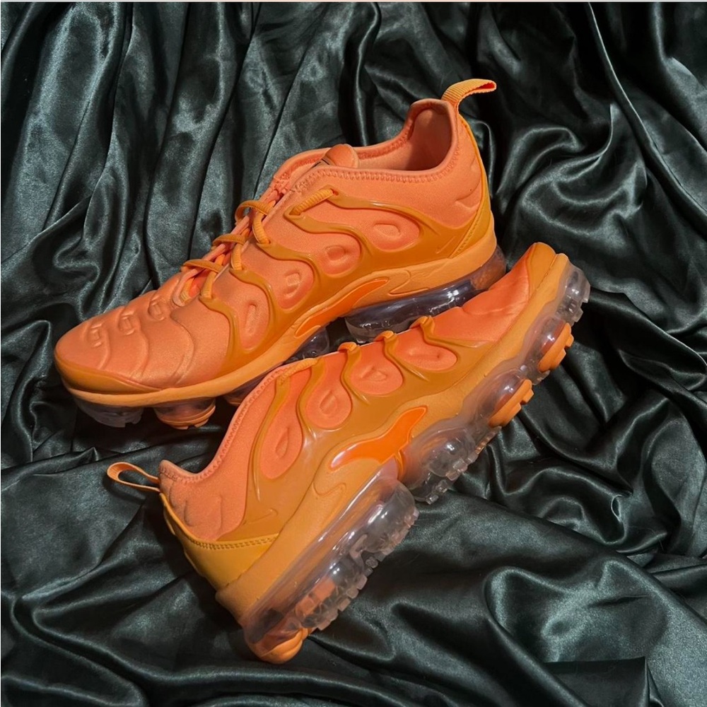 Nike Orange Women's Sneakers